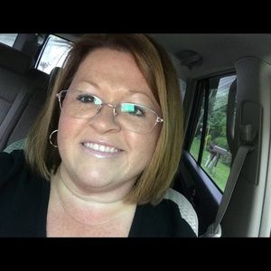 Meet your Posher, Loretta